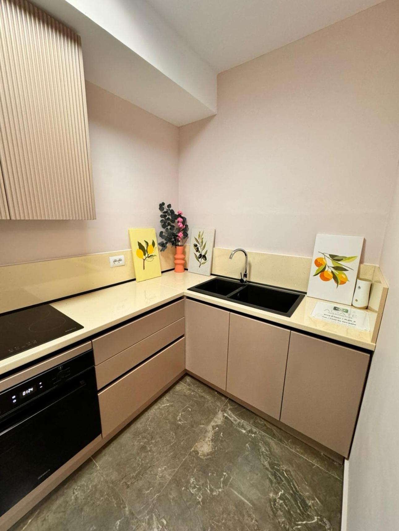Agate City Center Apartment Tirana Eksteriør billede