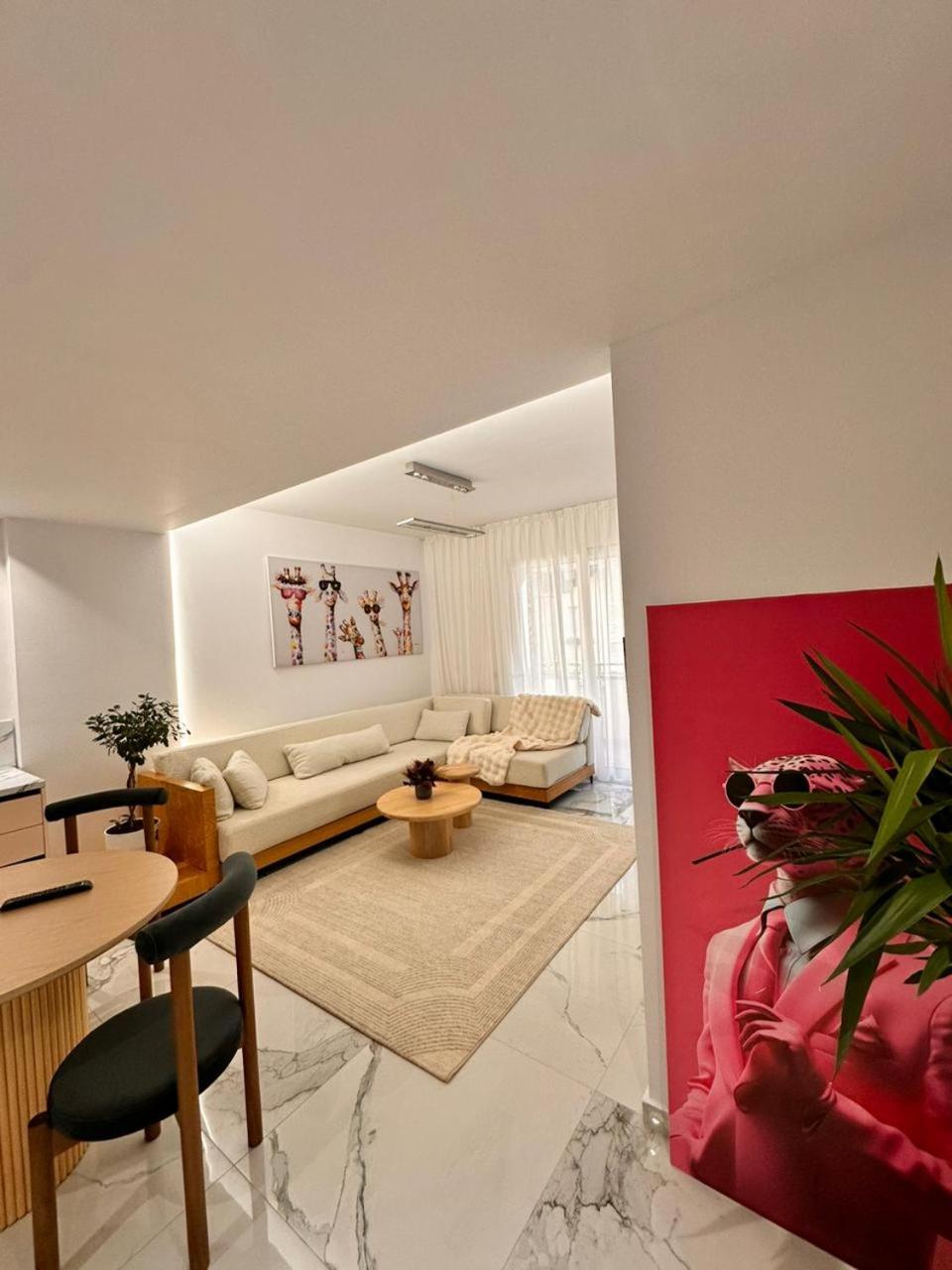 Agate City Center Apartment Tirana Eksteriør billede