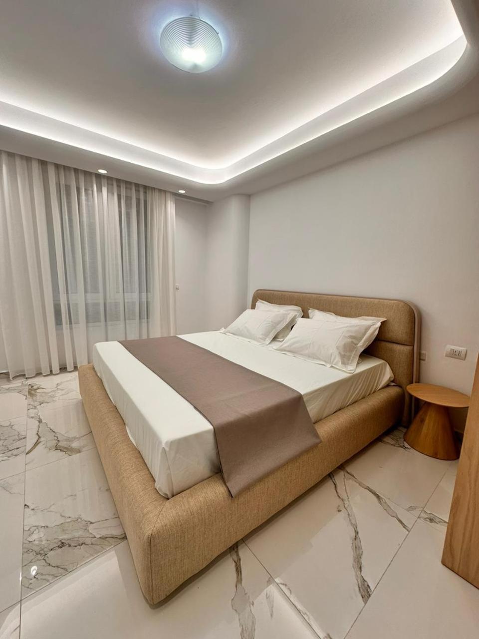 Agate City Center Apartment Tirana Eksteriør billede