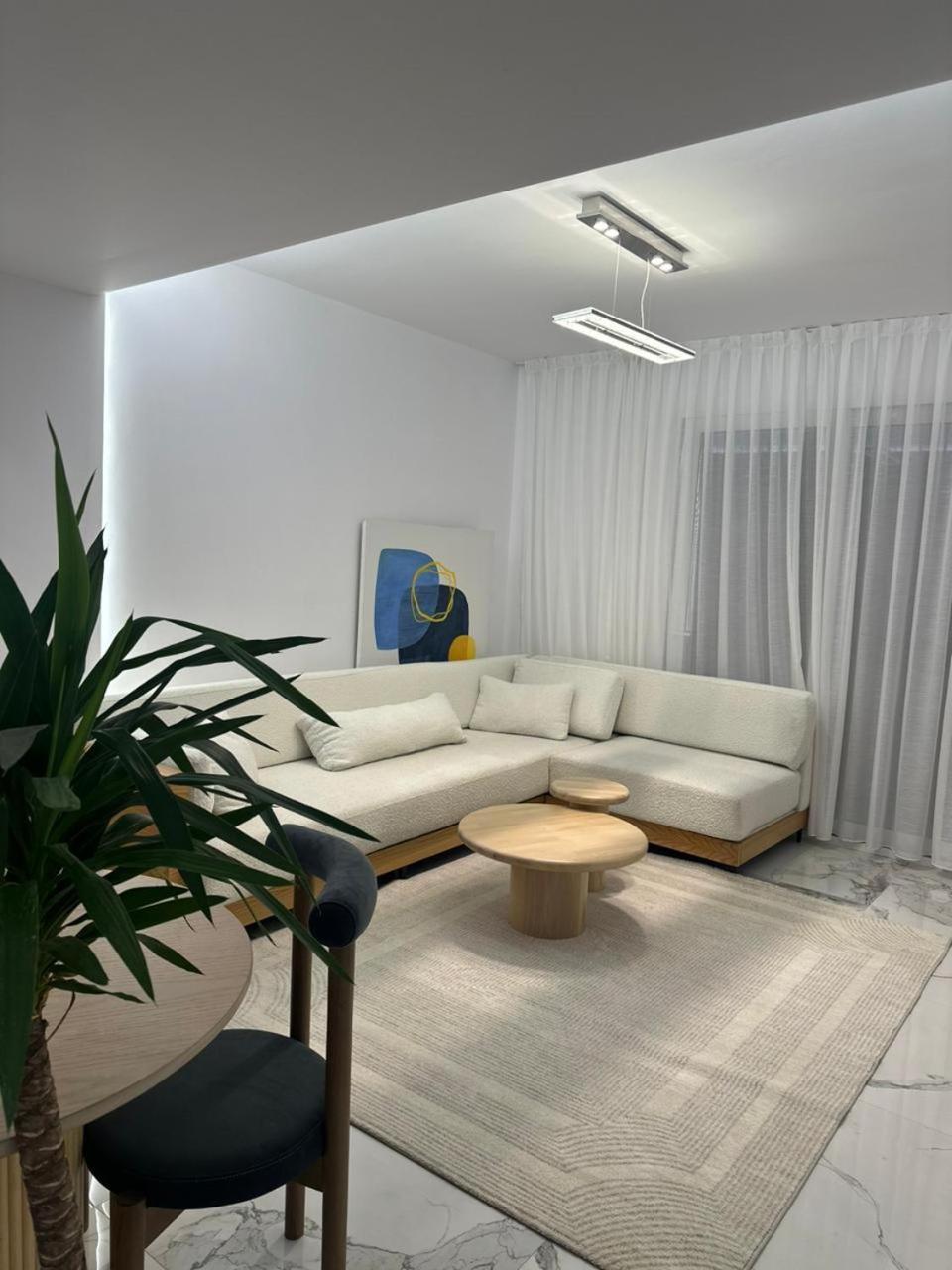 Agate City Center Apartment Tirana Eksteriør billede